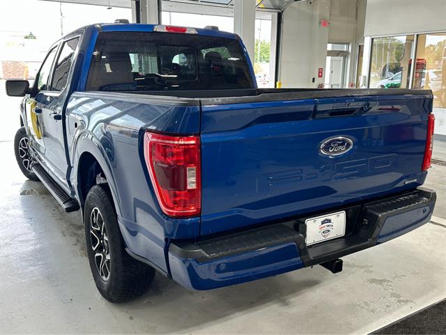2022 Ford F-150 XLT photo 4