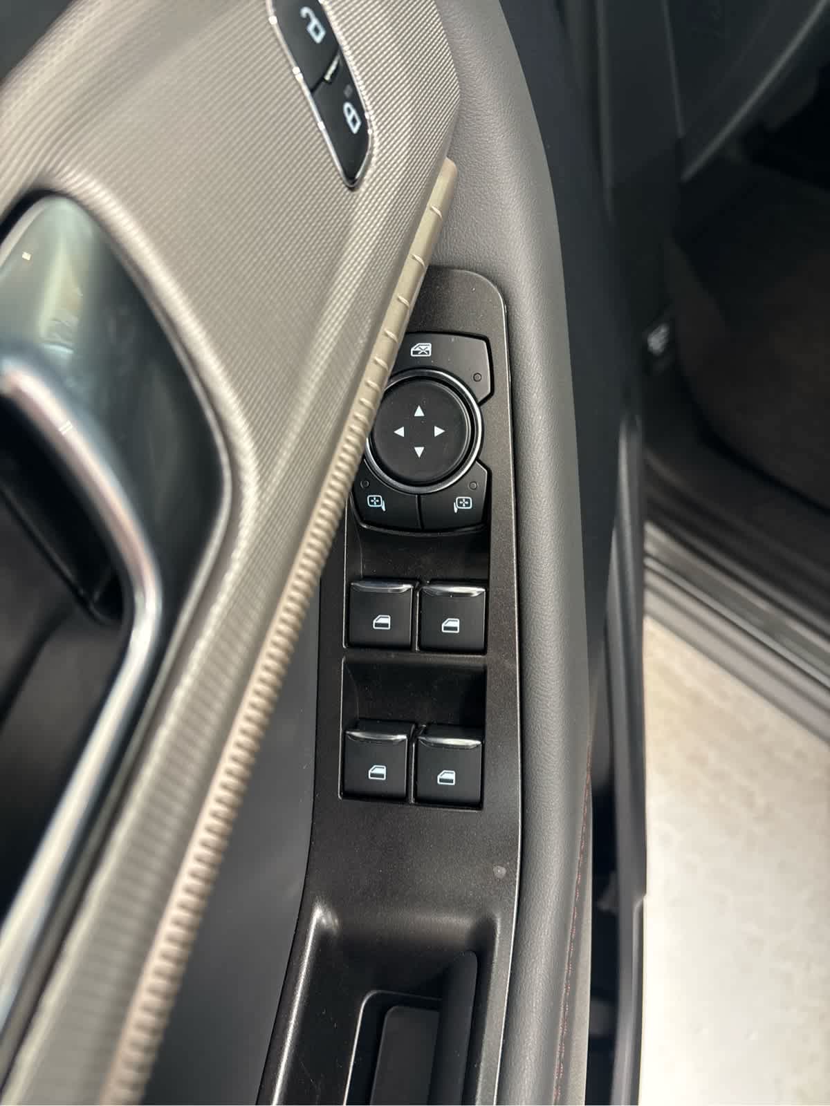 2026 Ford Explorer Active - Photo 13