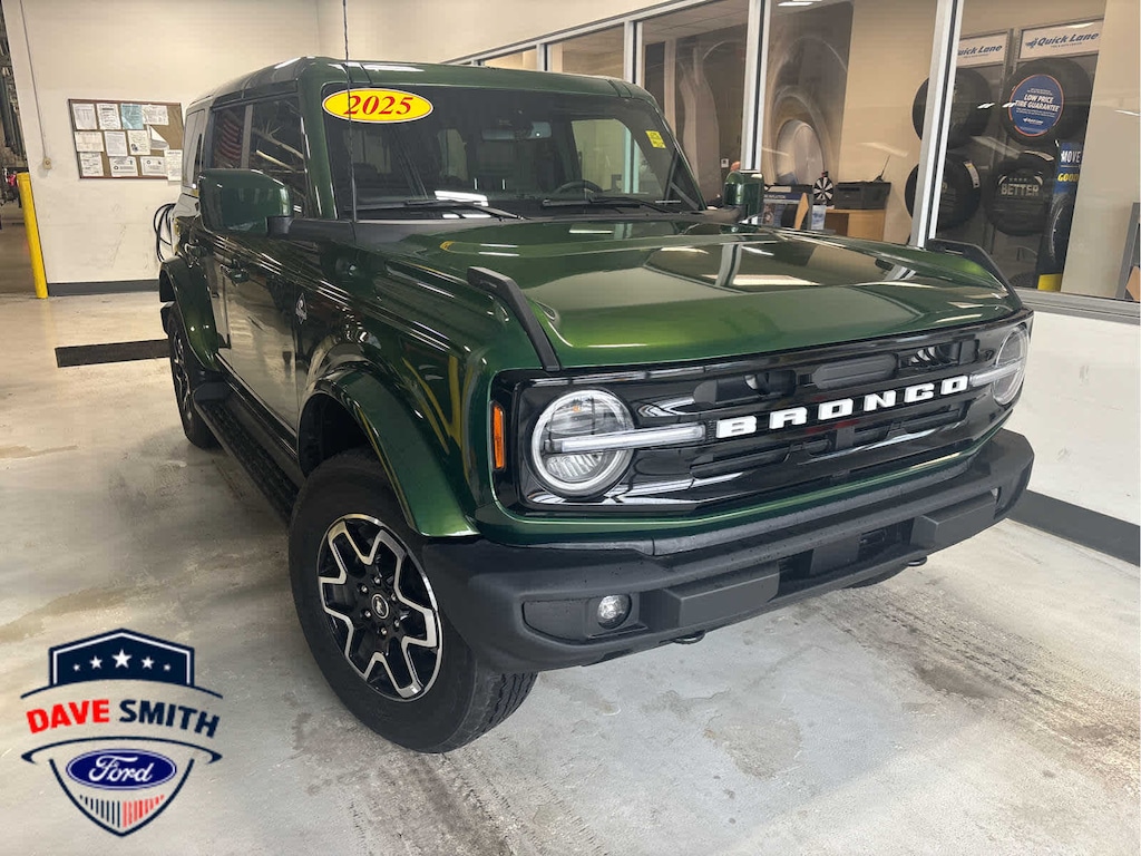 Used 2025 Ford Bronco Outer Banks SUV