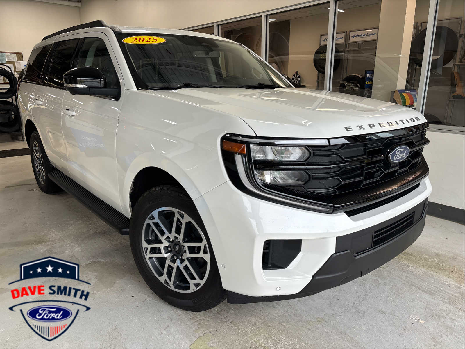 2025 Ford Expedition Active 4x4's photo