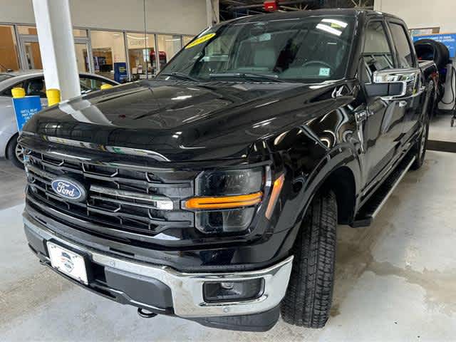 2025 Ford F-150 XLT photo 3