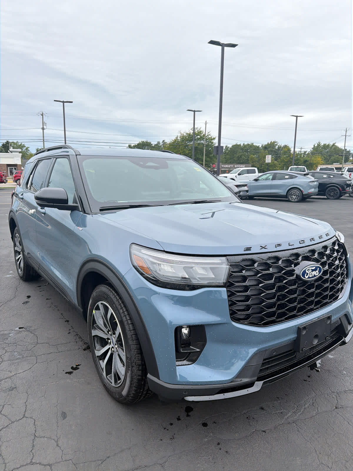 2027 Ford Explorer SUV 