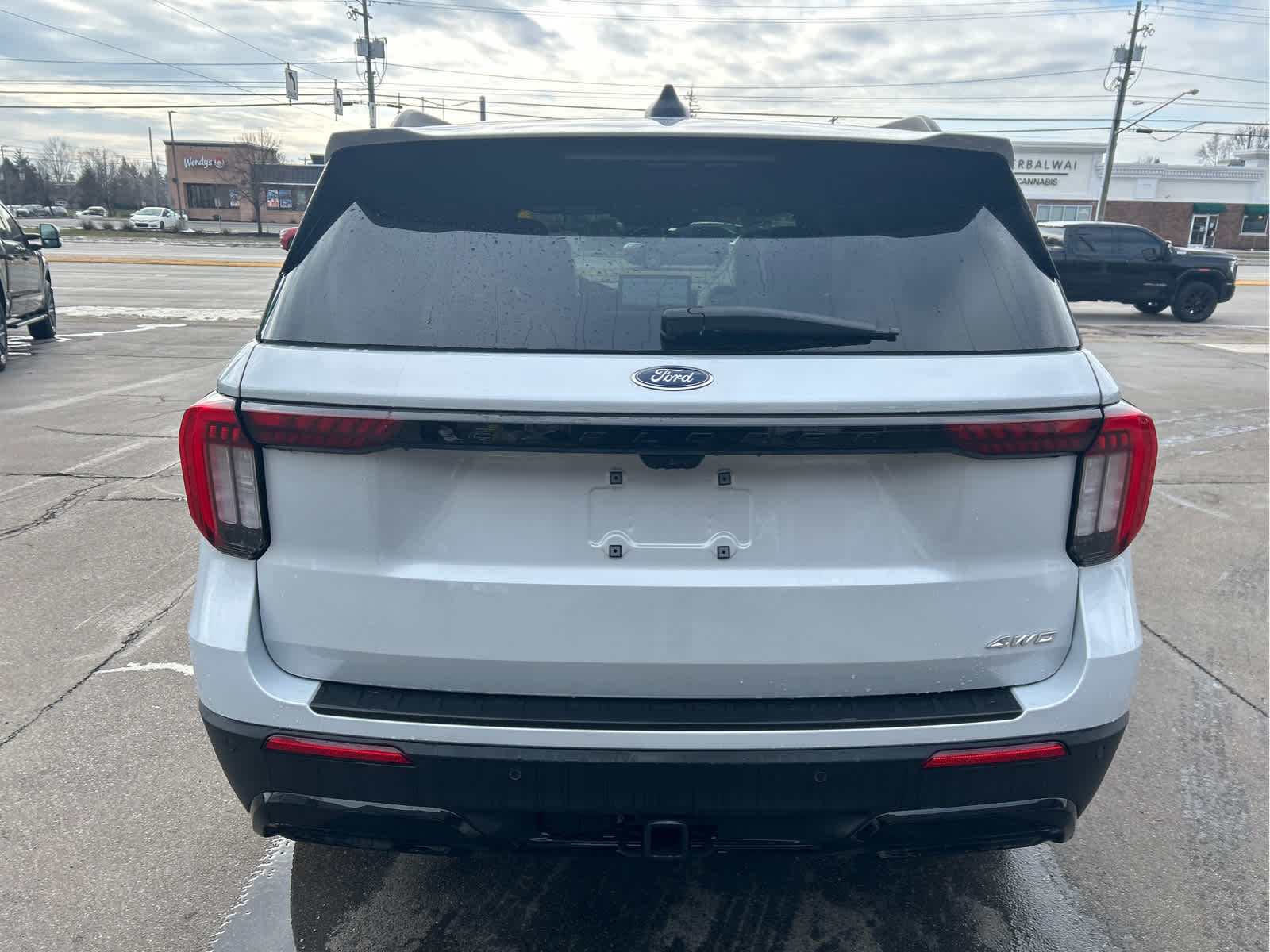 2026 Ford Explorer ST-Line - Photo 7