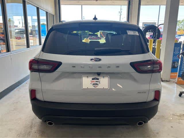 2025 Ford Escape ST-Line photo 3