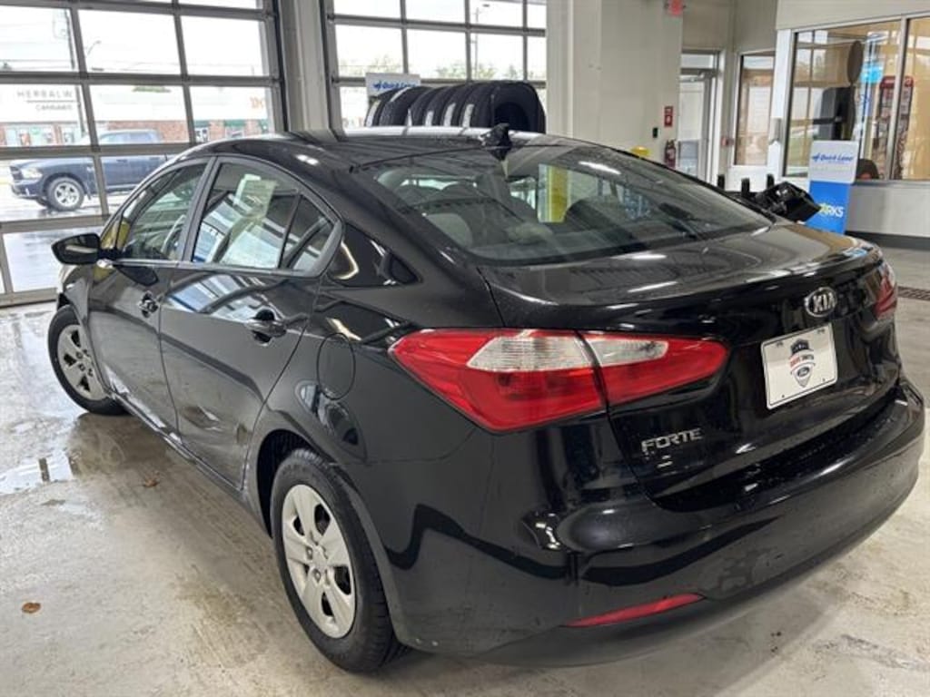 Used 2016 Kia Forte LX Sedan