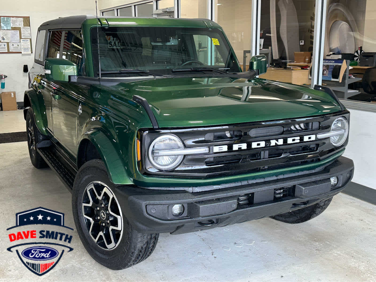 2025 Ford Bronco Outer Banks 4x4's photo