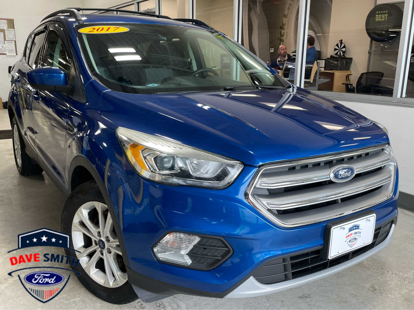 Used 2017 Ford Escape SE with VIN 1FMCU9GD9HUD64710 for sale in Williamsville, NY