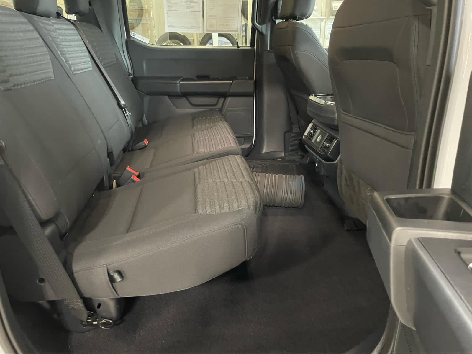 2023 Ford F-150 XL - Photo 30