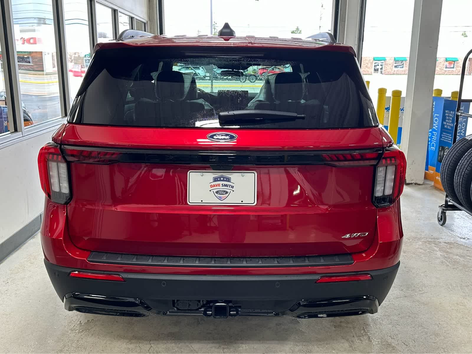 2026 Ford Explorer ST-Line - Photo 10