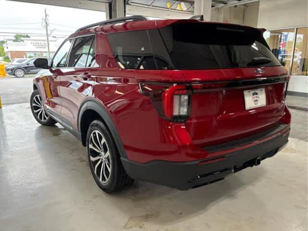 New 2025 Ford Explorer ST-Line SUV