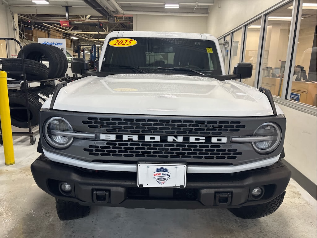 Used 2025 Ford Bronco Badlands SUV