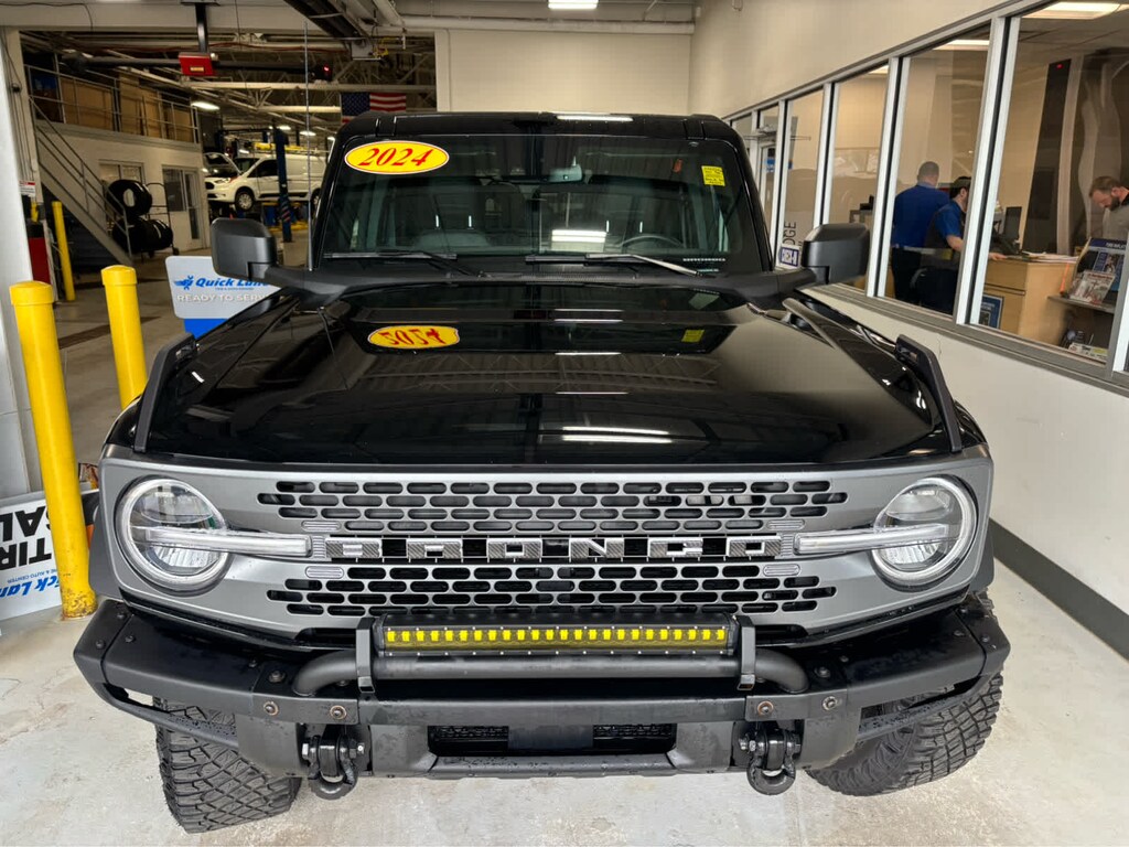 Used 2024 Ford Bronco Badlands SUV