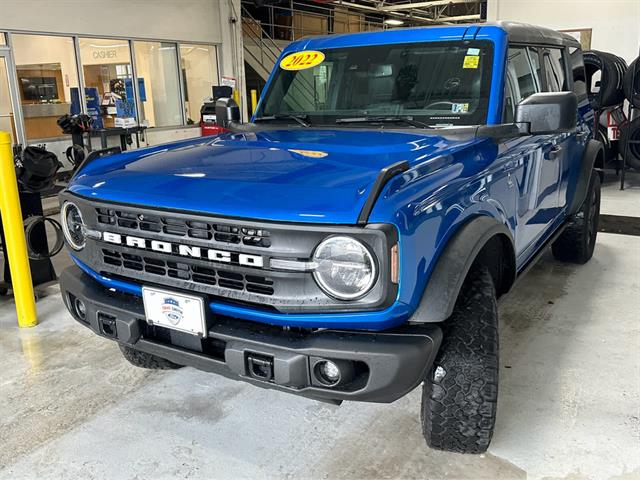 2022 Ford Bronco Base Big Bend Black Diamond Outer Banks photo 3