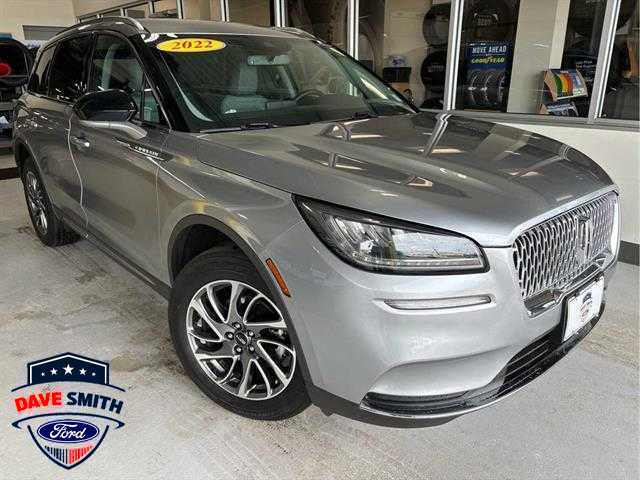 2022 Lincoln Corsair Base's photo