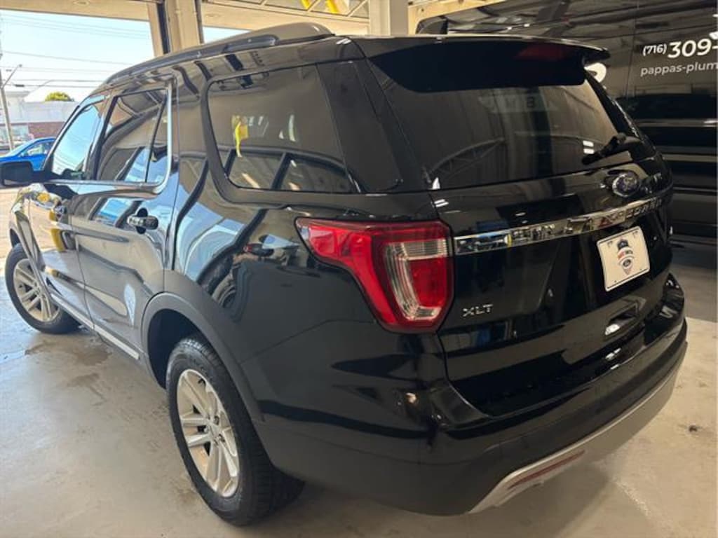 Used 2017 Ford Explorer XLT SUV