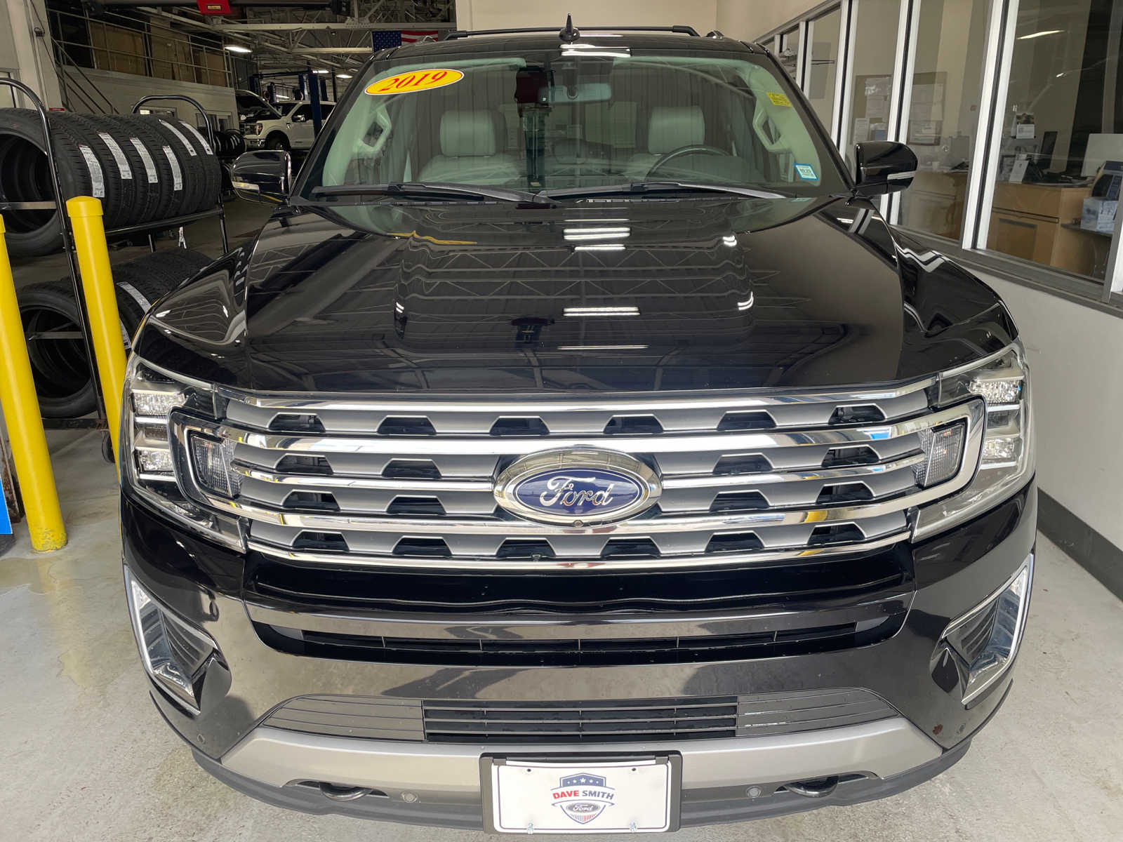 Used 2019 Ford Expedition Limited with VIN 1FMJU2AT9KEA64715 for sale in Williamsville, NY