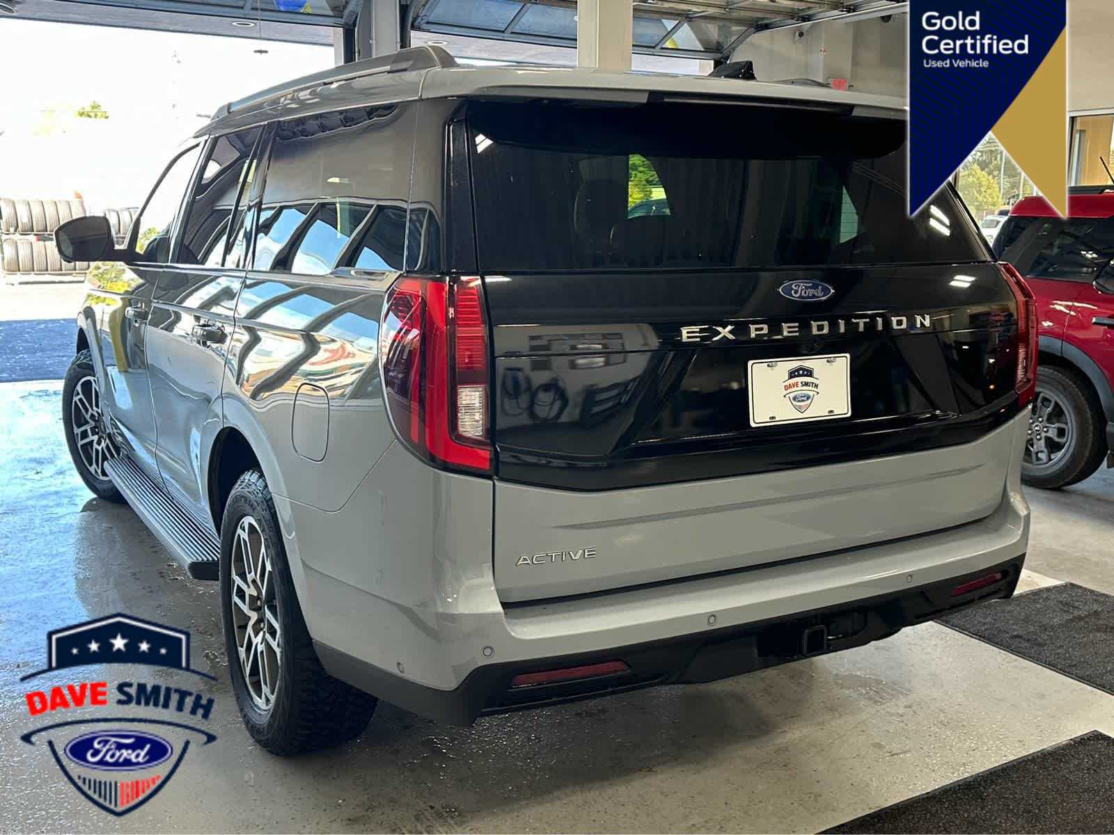 2025 Ford Expedition Active