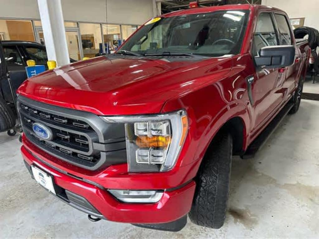 Used 2022 Ford F-150 XLT 4WD Supercrew 5.5 Box Truck SuperCrew Cab
