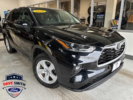 2022 Toyota Highlander LE SUV
