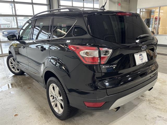 2018 Ford Escape SE photo 3