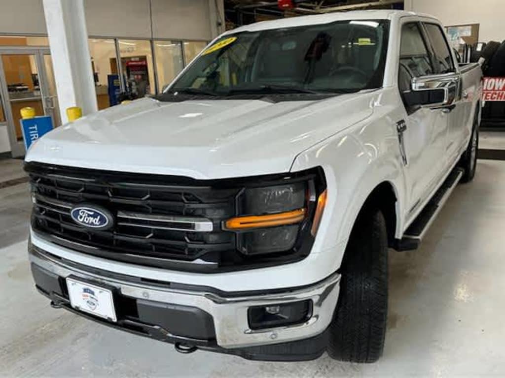 New 2025 Ford F-150 XLT TRUCK