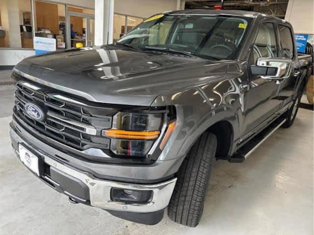 New 2025 Ford F-150 XLT TRUCK