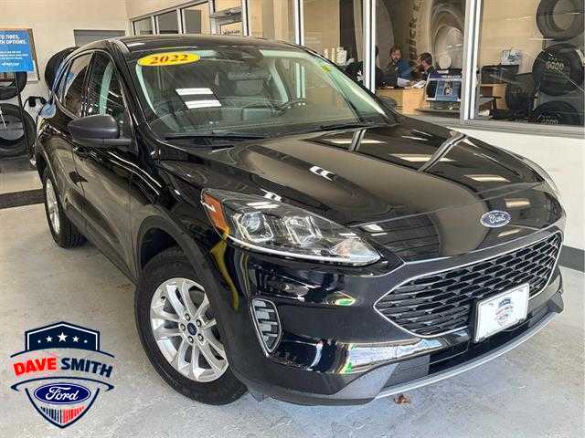 2022 Ford Escape SE's photo