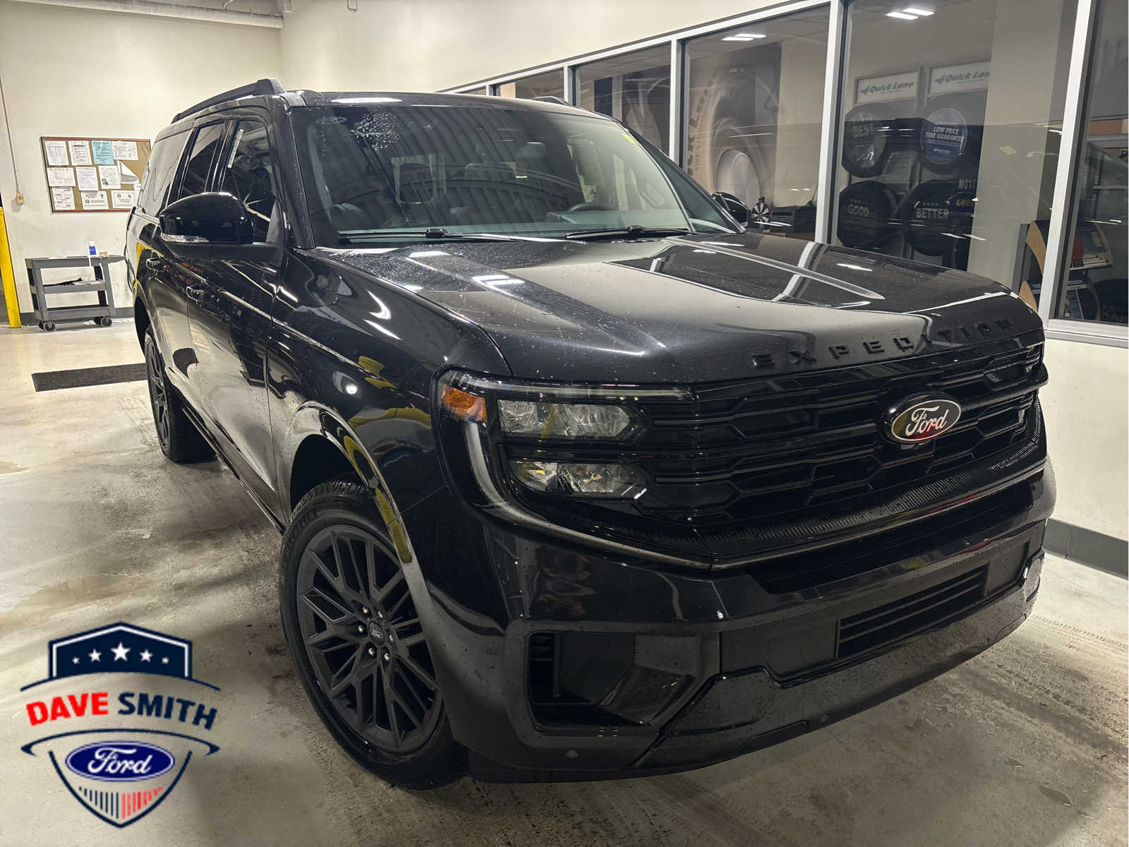 2025 Ford Expedition Platinum's photo