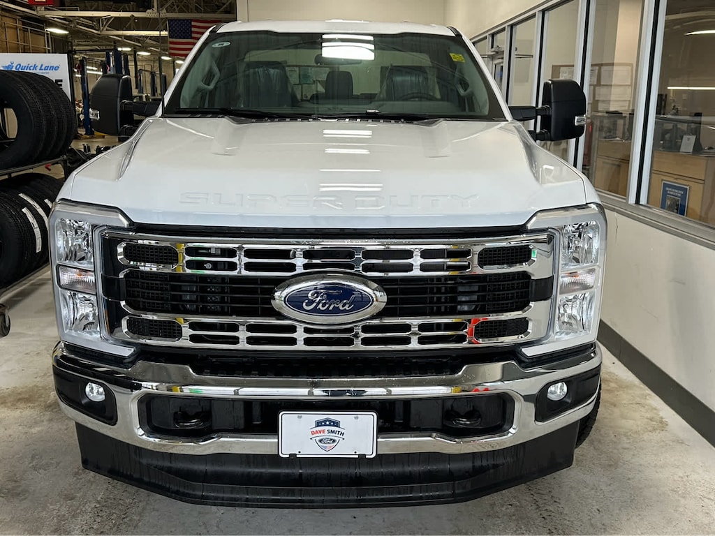 New 2025 Ford Super Duty F-350 XLT TRUCK