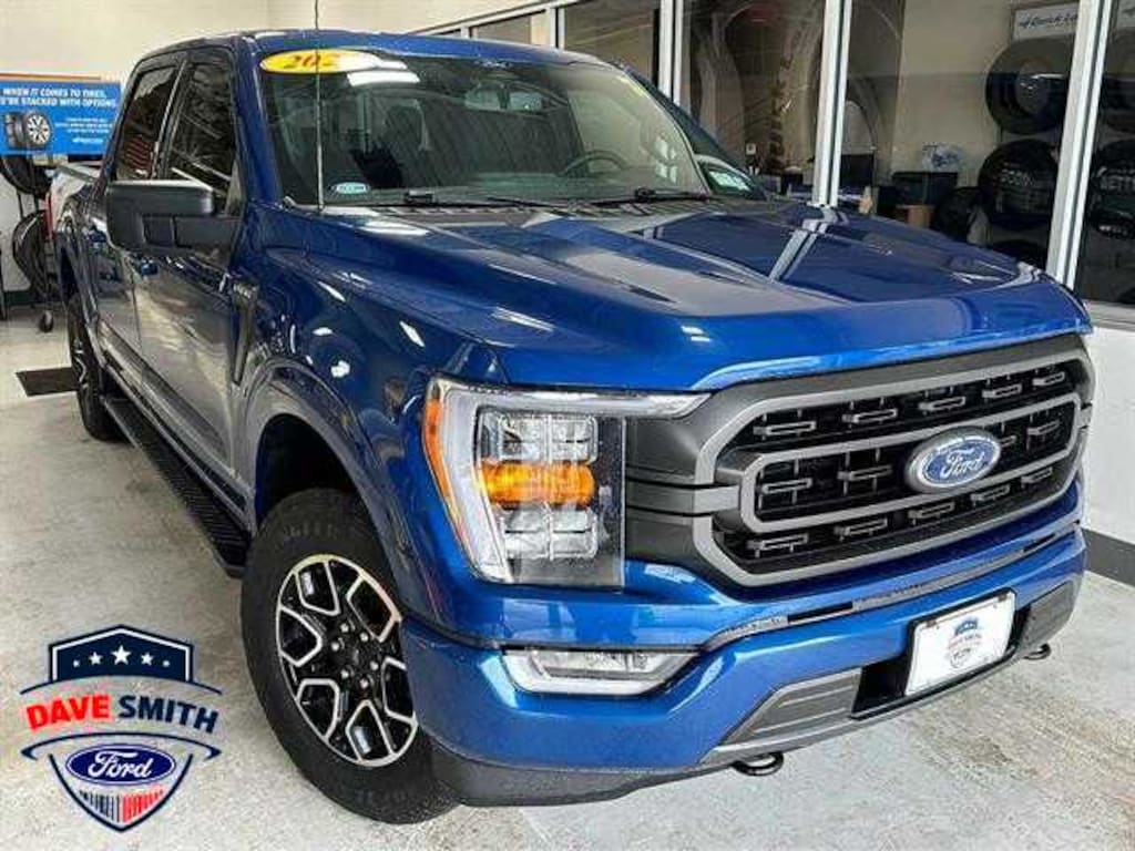 Used 2022 Ford F-150 XLT 4WD Supercrew 5.5 Box Truck SuperCrew Cab