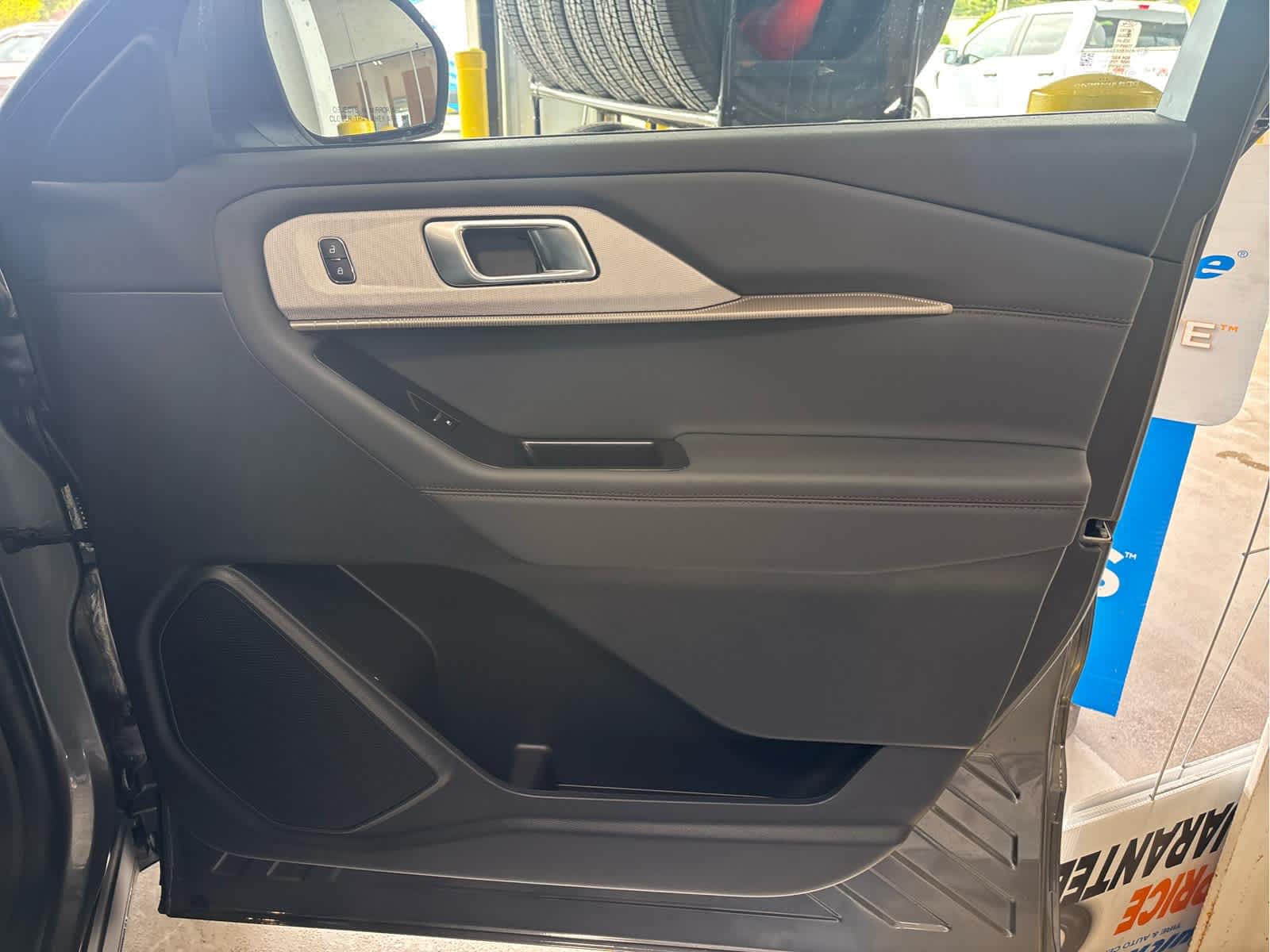 2026 Ford Explorer Active - Photo 24