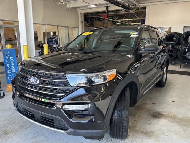 2022 Ford Explorer XLT photo 3