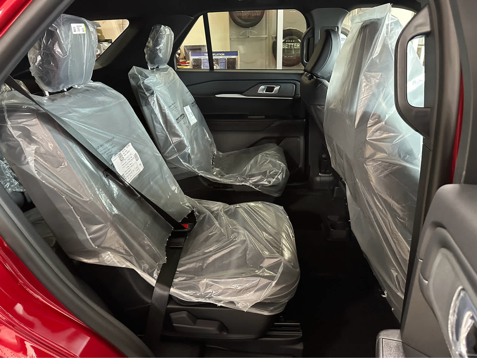 2026 Ford Explorer ST-Line - Photo 38