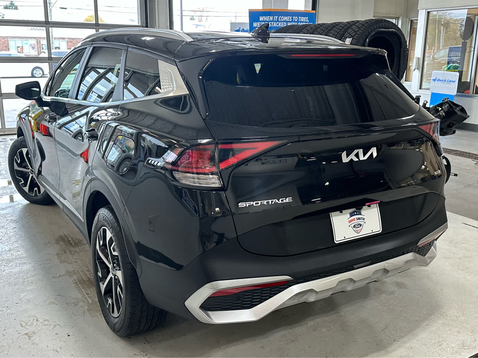 2023 Kia Sportage Hybrid EX photo 4