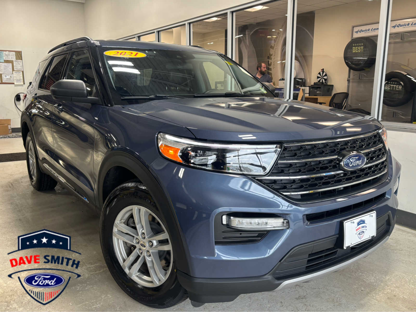 2021 Ford Explorer XLT 4WD's photo