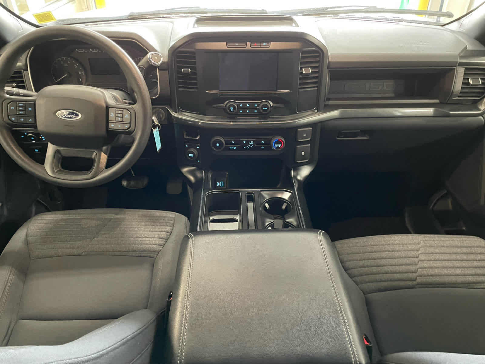 2023 Ford F-150 XL - Photo 8
