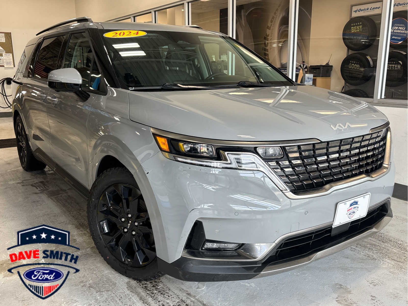 2024 Kia Carnival SX Prestige's photo