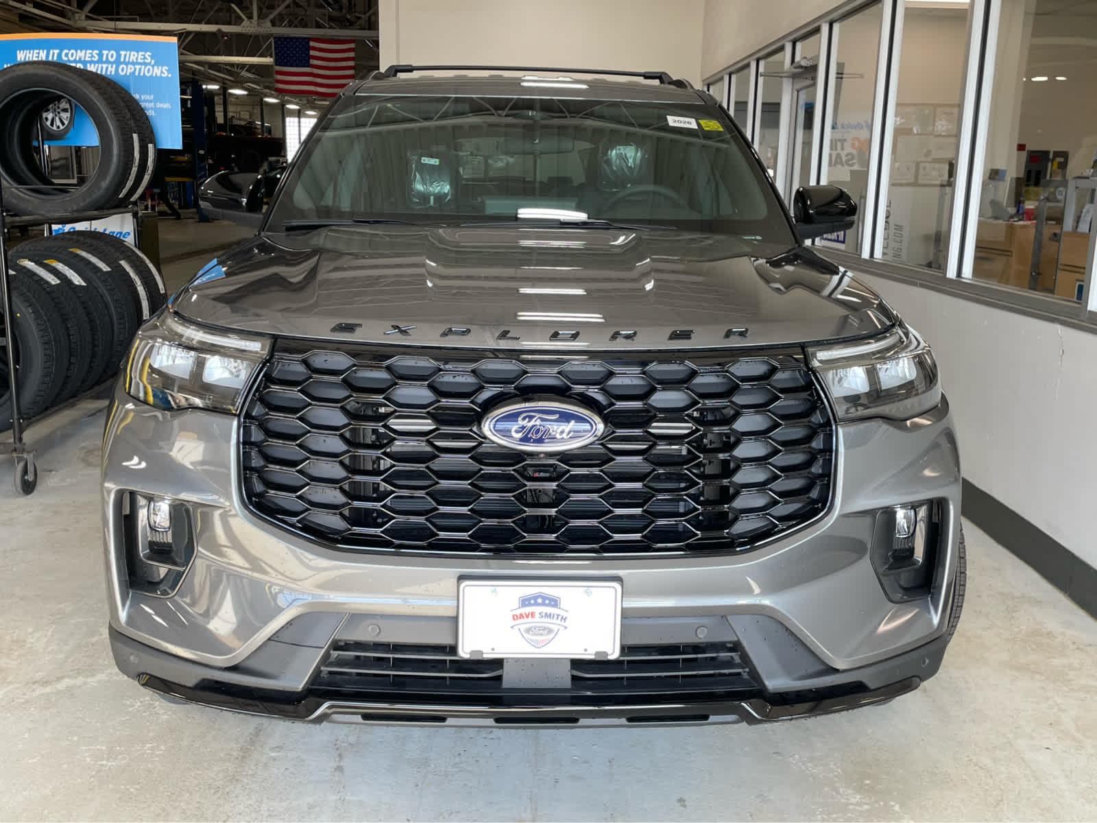 2026 Ford Explorer ST-Line - Photo 3