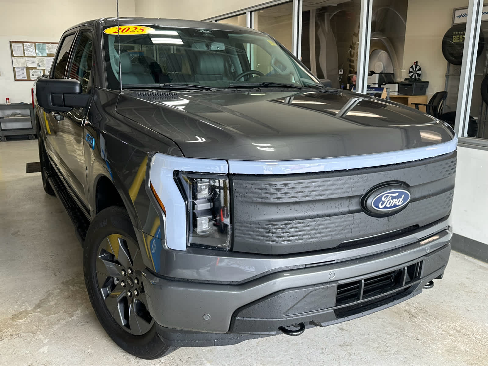 Used 2025 Ford F-150 Lightning Flash with VIN 1FT6W3LU7SWG06050 for sale in Williamsville, NY