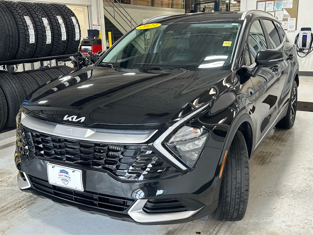 Used 2023 Kia Sportage Hybrid EX SUV