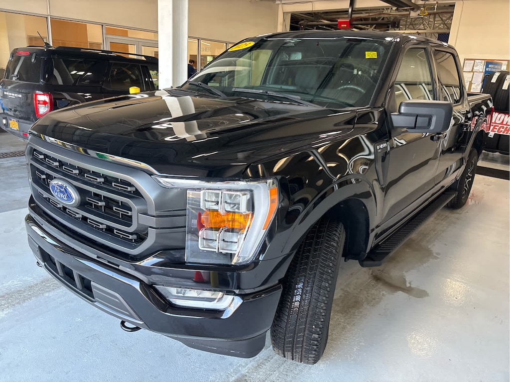 Used 2023 Ford F-150 XLT 4WD Supercrew 5.5 Box Truck SuperCrew Cab