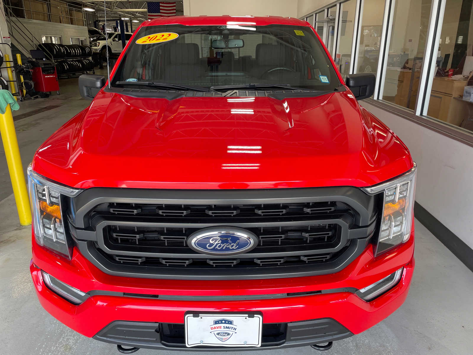 Used 2022 Ford F-150 XLT with VIN 1FTEW1EP5NKD55337 for sale in Williamsville, NY