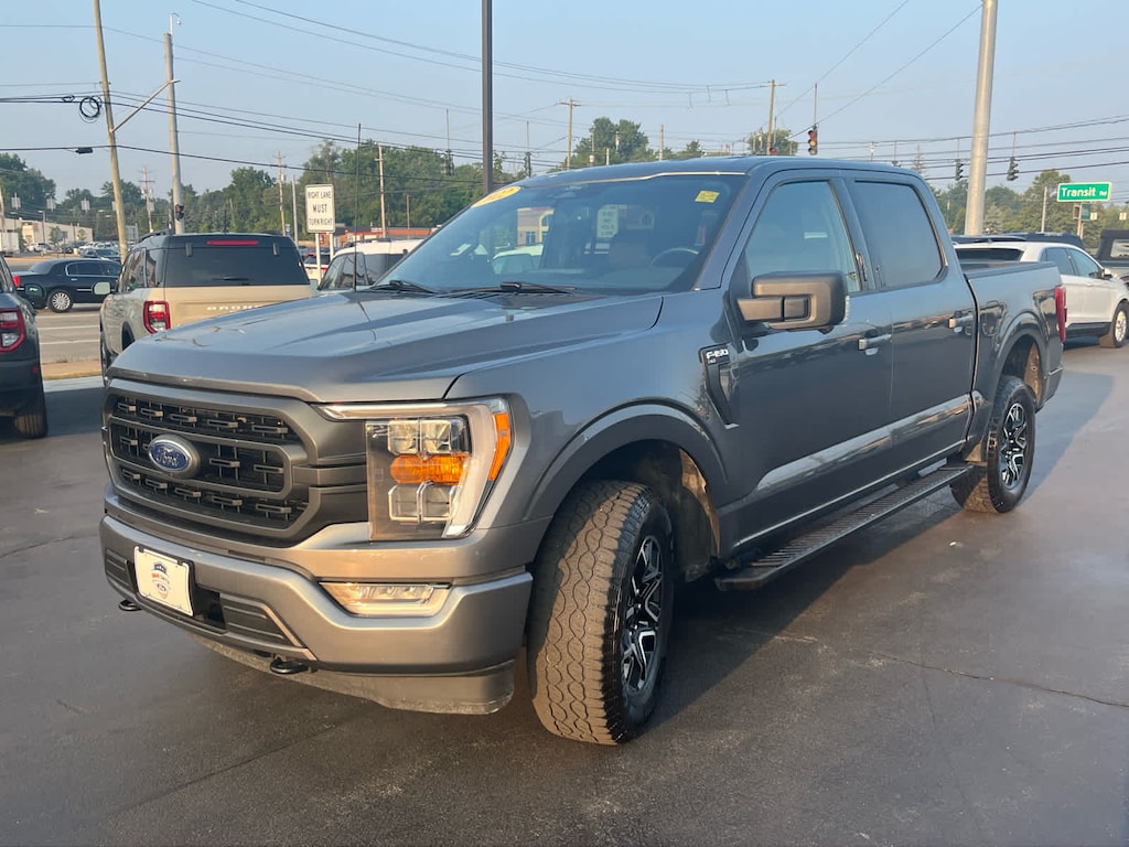 Used 2022 Ford F-150 XLT 4WD Supercrew 5.5 Box Truck SuperCrew Cab