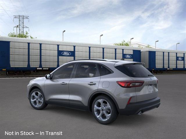 2025 Ford Escape ST-Line photo 4