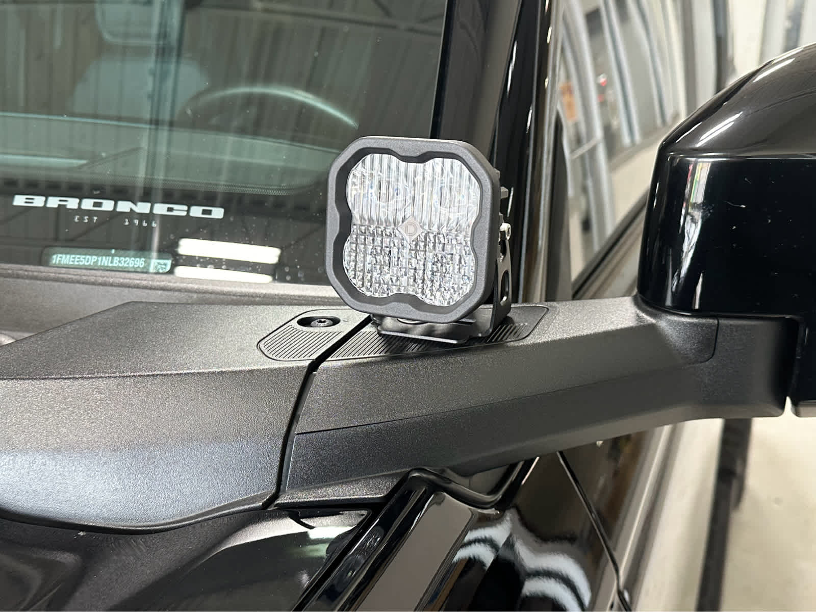 2022 Ford Bronco Outer Banks photo 3