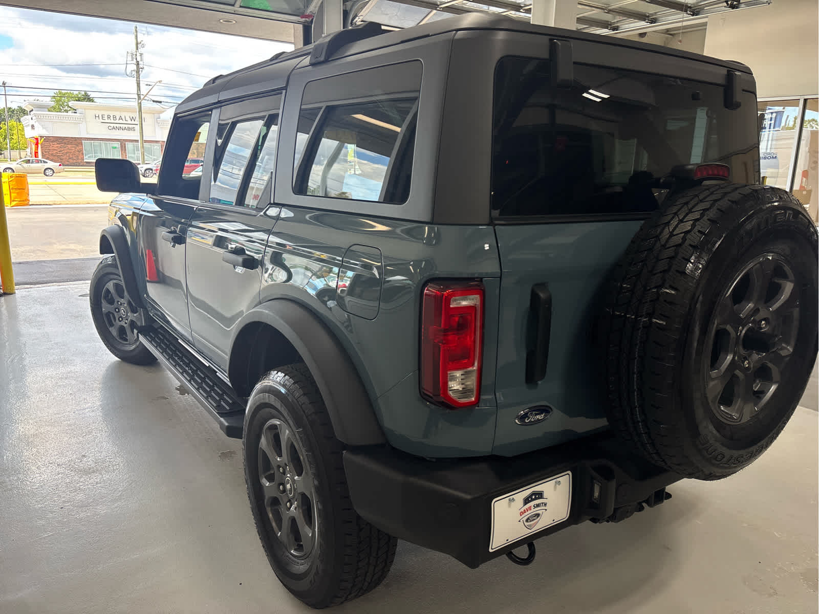 2023 Ford Bronco Big Bend photo 4