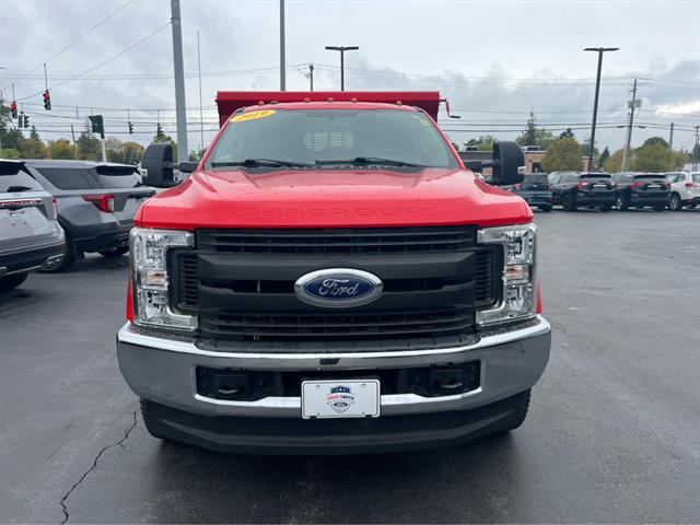 2019 Ford F-350 XL photo 2