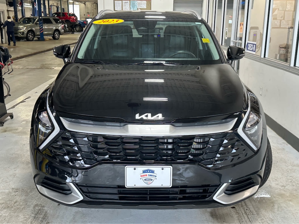 Used 2023 Kia Sportage Hybrid EX SUV