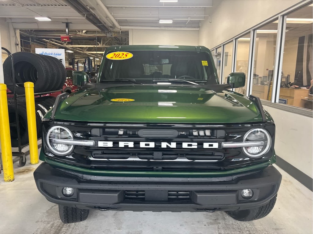 Used 2025 Ford Bronco Outer Banks SUV