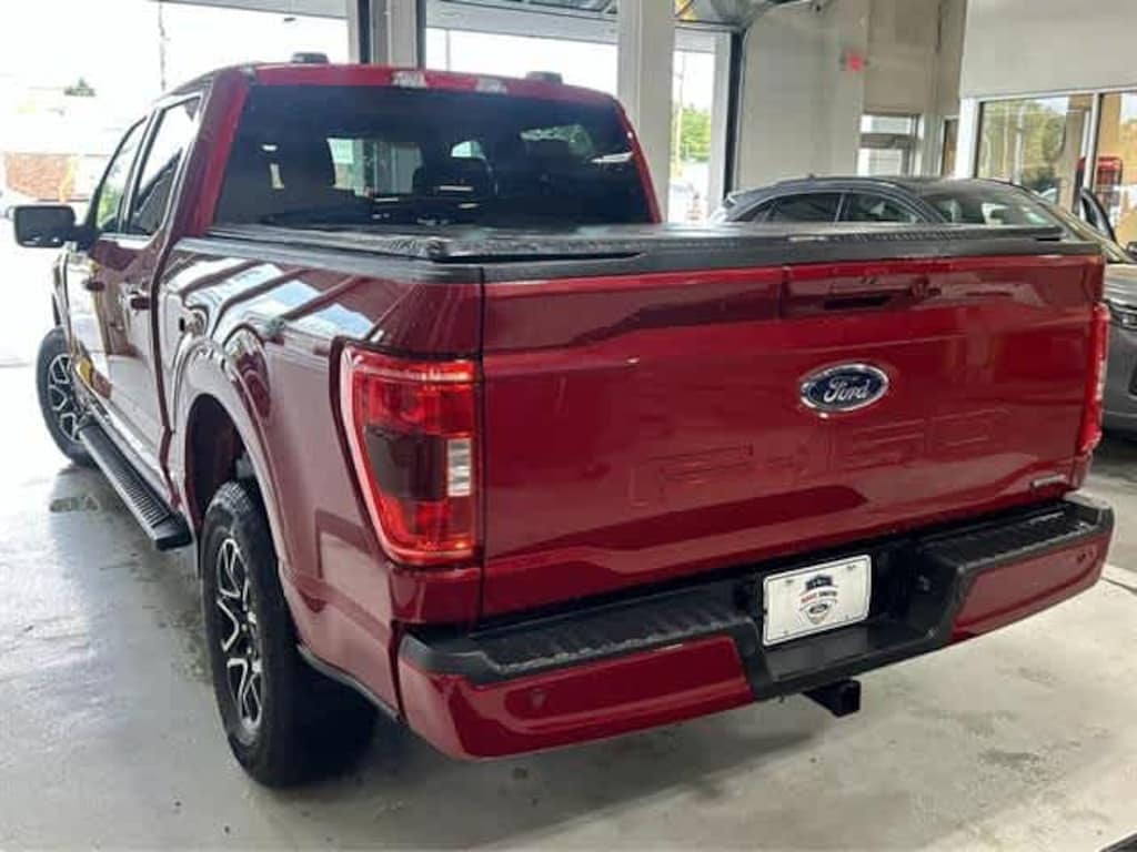 Used 2022 Ford F-150 XLT 4WD Supercrew 5.5 Box Truck SuperCrew Cab